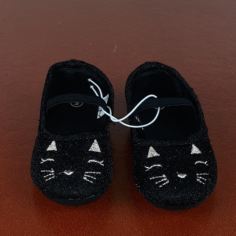Kitten face flats NWOT